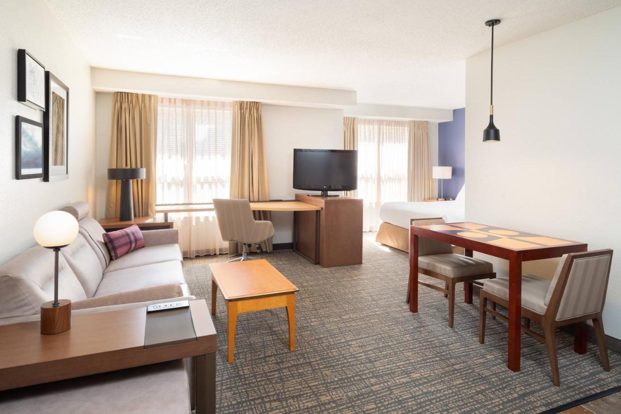 Residence Inn Саутингтон Экстерьер фото