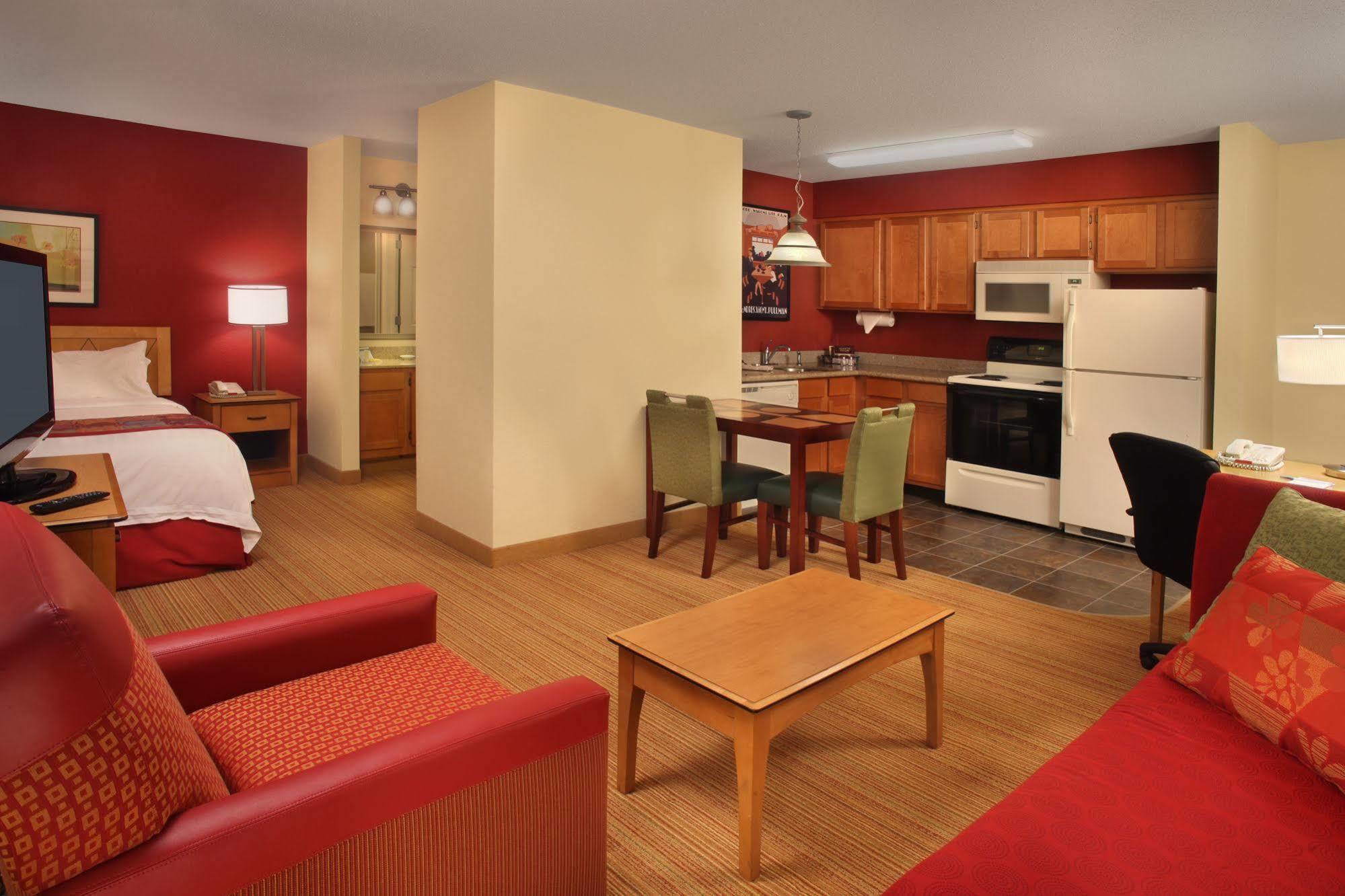 Residence Inn Саутингтон Экстерьер фото